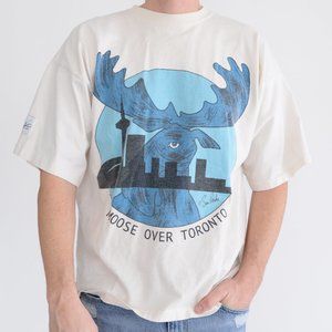 "Moose Over Toronto" Vtg Single Stitch Cream T-shirt ~Lg. Worn once.